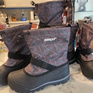 Northside Kids Frost XT Insulated Boots in Gray with Red Accents